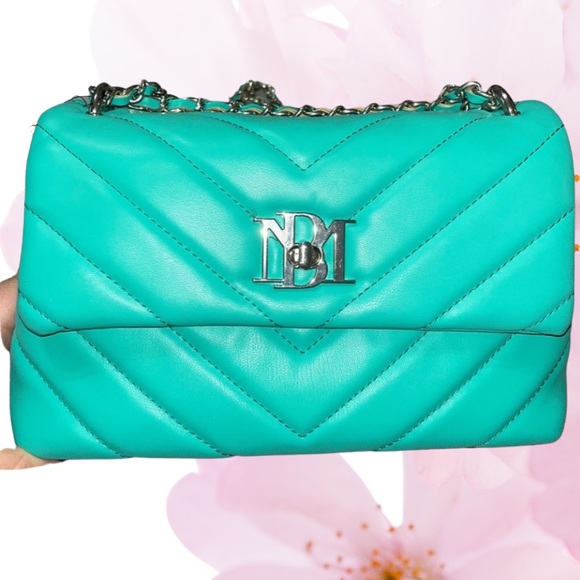 Badgley Mischka Green V Quilting w/ Crossbody Letter Lock, NWT - Picture 1 of 15